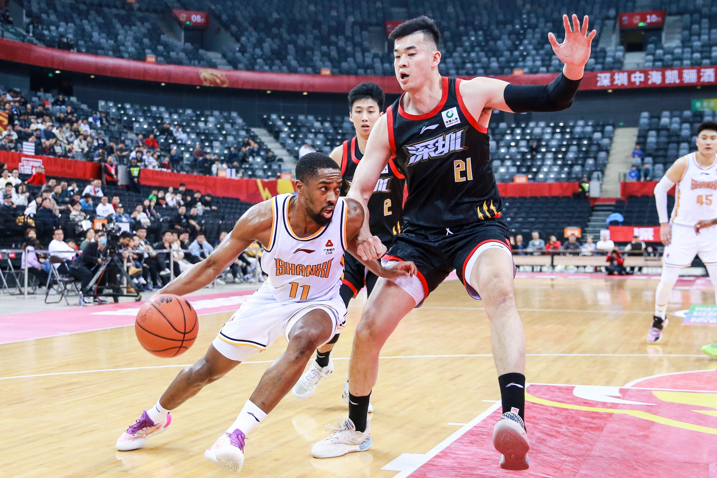 守立足的后 守立足的后