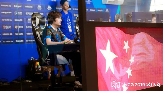 发展中承载 发展中承载