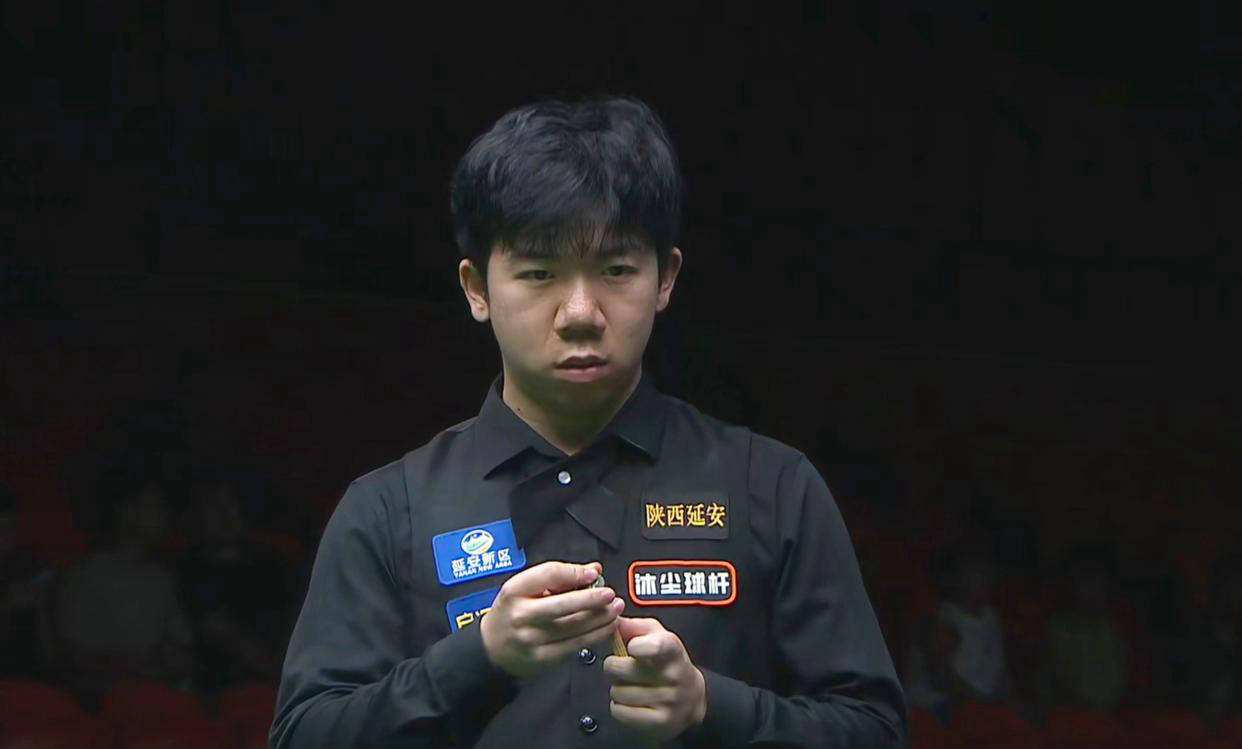 交易即将完成？雅克松被拍到出现在拜仁办公室的阳台